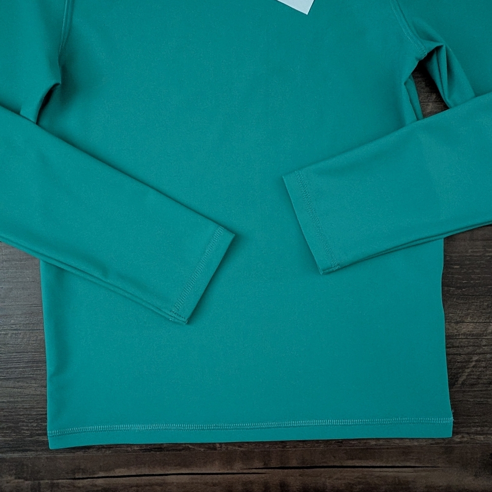 NWT Old Navy Rash Guard Swim Top